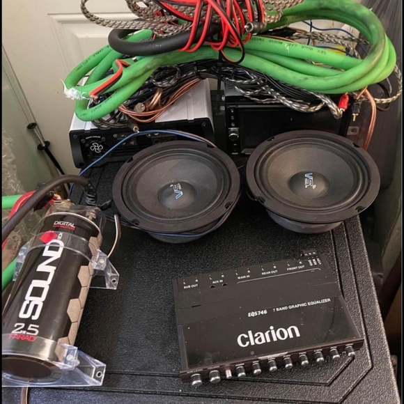 Bundle - Picture 3 of 3